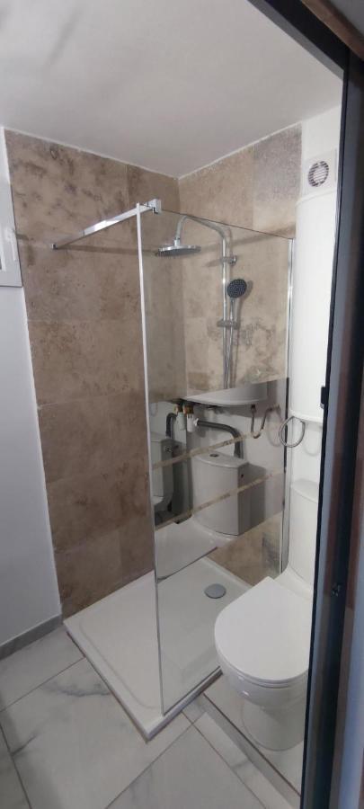 Appartement Au Coeur Des Rizieres Salin-de-Giraud Exterior photo